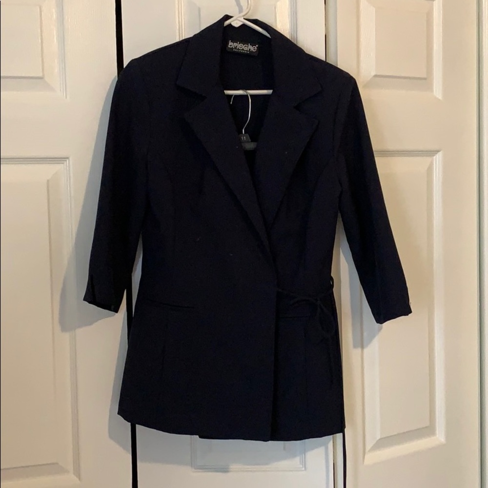 Women’s skirt suit-navy